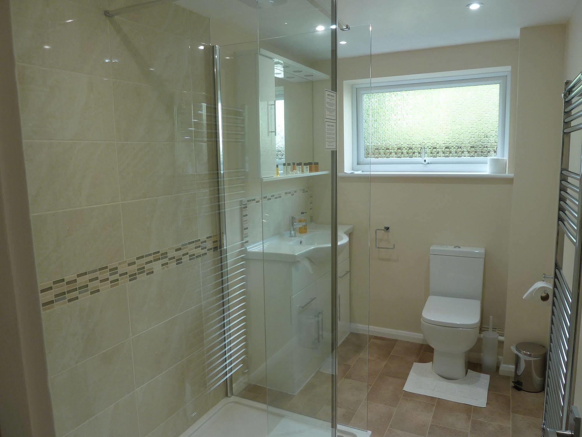 Cameron House Landford Esterno foto